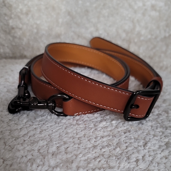 Coach Rogue 20 – Signature Textile Jacquard with Varsity Patches - Picture 5 of 16